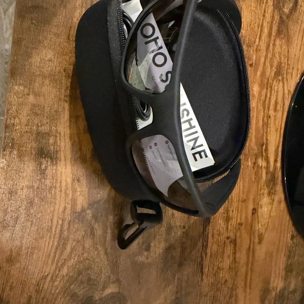 Smart Glasses, UV Protection and Voice Control